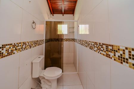 Casa à venda com 200m², 5 quartos e 4 vagasBanheiro de serviço