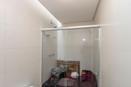 Casa de condomínio à venda com 300m², 4 quartos e 3 vagas Casa de condomínio à venda com 300m², 4 quartos e 3 vagasBanheiro da Suíte 4