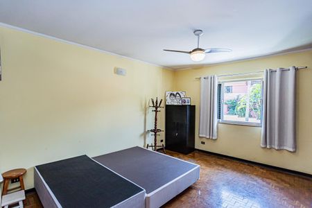 Casa à venda com 590m², 3 quartos e 8 vagasQuarto 2