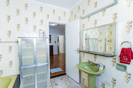 Casa à venda com 590m², 3 quartos e 8 vagasBanheiro Social