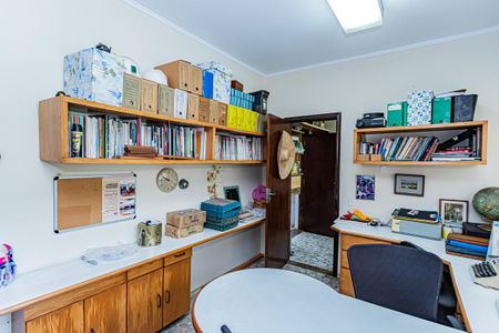 Casa à venda com 590m², 3 quartos e 8 vagasHome office