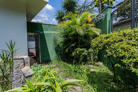 Casa à venda com 590m², 3 quartos e 8 vagasJardim