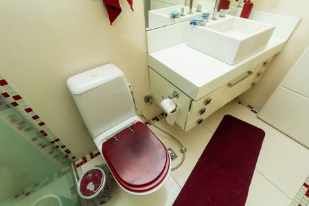 Apartamento à venda com 151m², 3 quartos e 3 vagasBanheiro da Suíte 1