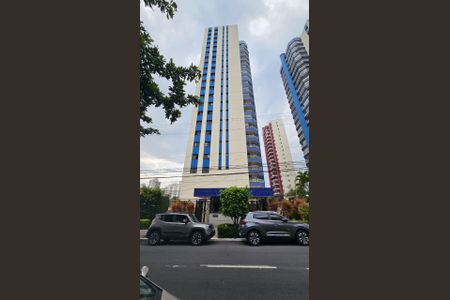 Apartamento à venda com 151m², 3 quartos e 3 vagasFachada