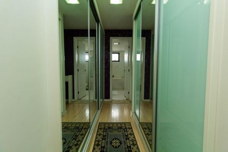 Apartamento à venda com 151m², 3 quartos e 3 vagasCloset