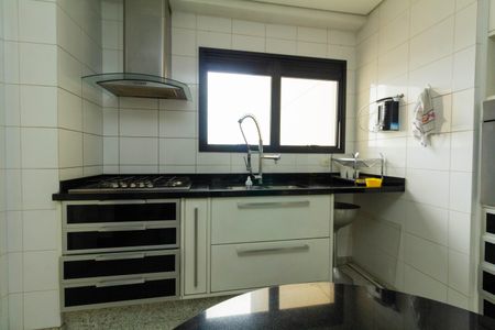 Apartamento à venda com 151m², 3 quartos e 3 vagasCozinha