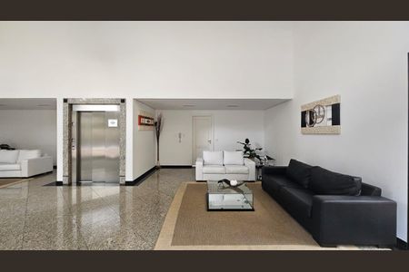 Apartamento à venda com 151m², 3 quartos e 3 vagasHall de entrada