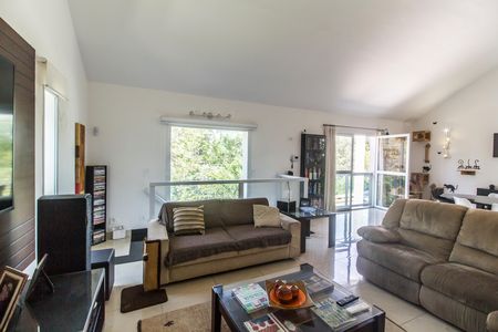 Casa de condomínio à venda com 350m², 3 quartos e 4 vagasSala de TV