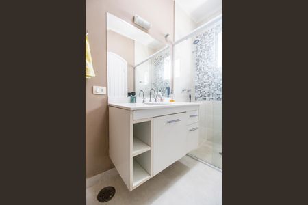 Casa de condomínio à venda com 350m², 3 quartos e 4 vagasBanheiro da Suíte 3