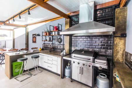 Casa de condomínio à venda com 350m², 3 quartos e 4 vagasÁrea gourmet