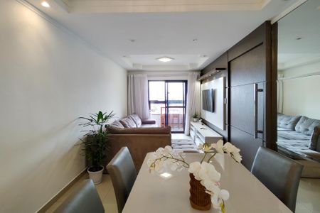 Apartamento para alugar com 110m², 3 quartos e 1 vagaSala