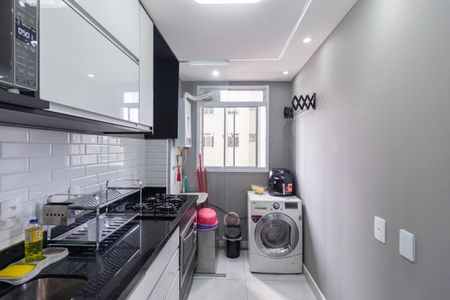 Apartamento para alugar com 50m², 2 quartos e 1 vaga Apartamento para alugar com 50m², 2 quartos e 1 vagaCozinha e área de serviço