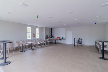 Apartamento para alugar com 50m², 2 quartos e 1 vaga Apartamento para alugar com 50m², 2 quartos e 1 vagaÁrea comum - Salão de festas