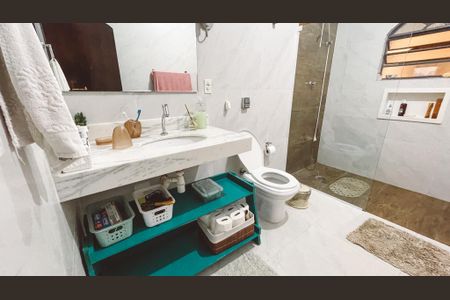 Casa à venda com 550m², 6 quartos e 5 vagas Casa à venda com 550m², 6 quartos e 5 vagasBanheiro da Suíte