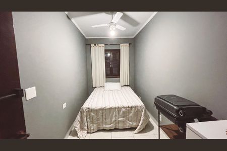 Casa à venda com 550m², 6 quartos e 5 vagas Casa à venda com 550m², 6 quartos e 5 vagasQuarto 3