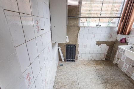 Casa à venda com 100m², 3 quartos e 2 vagasArea de serviço