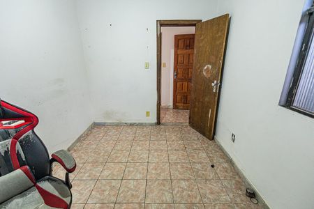 Casa à venda com 100m², 3 quartos e 2 vagasQuarto 2
