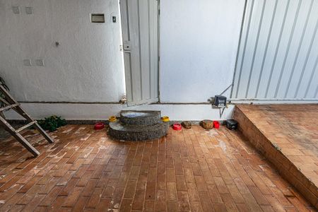 Casa à venda com 100m², 3 quartos e 2 vagasQuintal / garagem