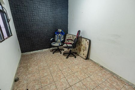Casa à venda com 100m², 3 quartos e 2 vagasQuarto 2