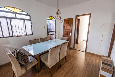 Casa à venda com 100m², 3 quartos e 2 vagasCopa