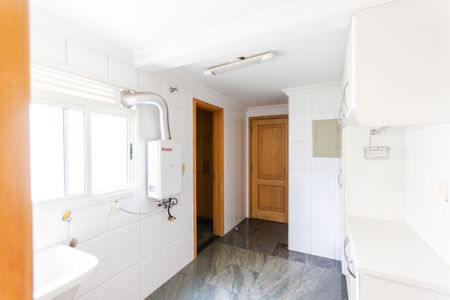 Apartamento à venda com 147m², 3 quartos e 3 vagas Apartamento à venda com 147m², 3 quartos e 3 vagasÁrea de Serviço