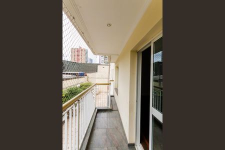 Apartamento à venda com 147m², 3 quartos e 3 vagas Apartamento à venda com 147m², 3 quartos e 3 vagasVaranda