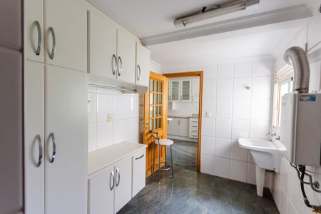 Apartamento à venda com 147m², 3 quartos e 3 vagas Apartamento à venda com 147m², 3 quartos e 3 vagasÁrea de Serviço