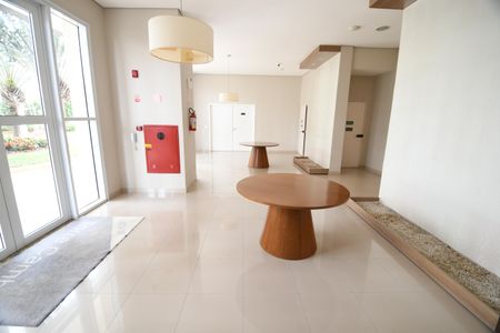 Apartamento para alugar com 87m², 3 quartos e 2 vagasHall social