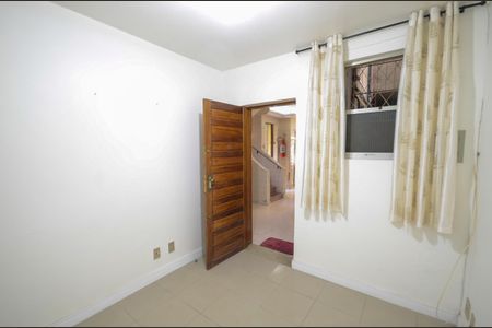 Apartamento à venda com 37m², 1 quarto e sem vagaSala