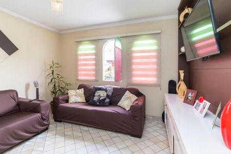 Casa à venda com 149m², 2 quartos e 2 vagas Casa à venda com 149m², 2 quartos e 2 vagasSala