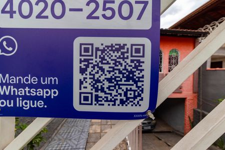 Casa à venda com 149m², 2 quartos e 2 vagas Casa à venda com 149m², 2 quartos e 2 vagasPlaquinha