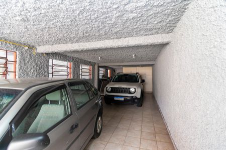 Casa à venda com 149m², 2 quartos e 2 vagas Casa à venda com 149m², 2 quartos e 2 vagasGaragem