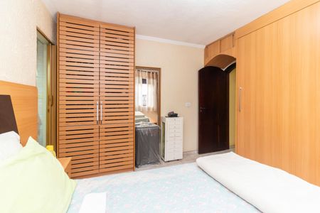 Casa à venda com 149m², 2 quartos e 2 vagas Casa à venda com 149m², 2 quartos e 2 vagasQuarto 1 - Suíte