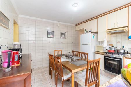 Casa à venda com 149m², 2 quartos e 2 vagas Casa à venda com 149m², 2 quartos e 2 vagasCozinha