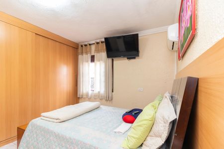 Casa à venda com 149m², 2 quartos e 2 vagas Casa à venda com 149m², 2 quartos e 2 vagasQuarto 1 - Suíte