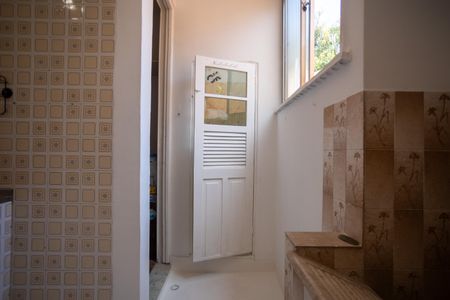 Apartamento à venda com 72m², 2 quartos e sem vaga Apartamento à venda com 72m², 2 quartos e sem vagaÁrea de Serviço