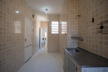 Apartamento à venda com 72m², 2 quartos e sem vaga Apartamento à venda com 72m², 2 quartos e sem vagaCozinha