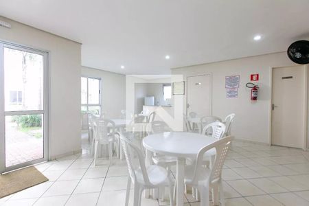 Apartamento para alugar com 50m², 2 quartos e 1 vaga Apartamento para alugar com 50m², 2 quartos e 1 vagaÁrea comum - Salão de festas