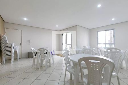Apartamento para alugar com 50m², 2 quartos e 1 vaga Apartamento para alugar com 50m², 2 quartos e 1 vagaÁrea comum - Salão de festas