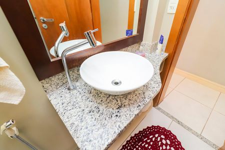 Casa à venda com 250m², 3 quartos e 6 vagasLavabo