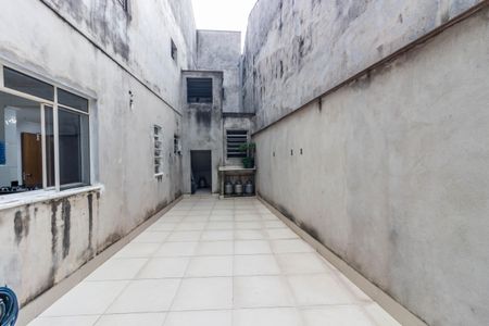 Casa à venda com 250m², 3 quartos e 6 vagas Casa à venda com 250m², 3 quartos e 6 vagasCozinha