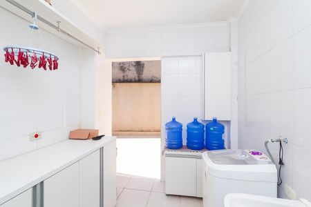 Casa à venda com 250m², 3 quartos e 6 vagasÁrea de Serviço