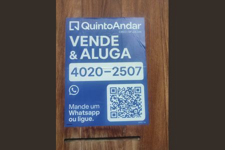 Casa à venda com 250m², 3 quartos e 6 vagas Casa à venda com 250m², 3 quartos e 6 vagasplaca