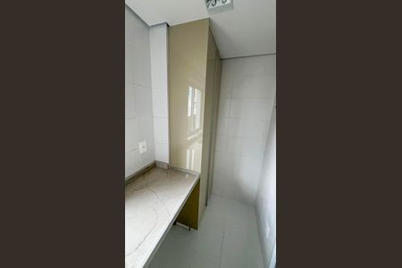 Apartamento para alugar com 130m², 3 quartos e 4 vagasÁrea de Serviço