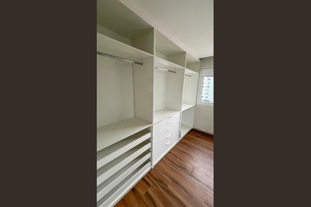 Apartamento para alugar com 130m², 3 quartos e 4 vagasSuíte 3