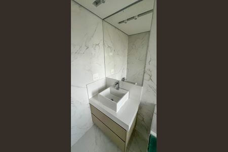 Apartamento para alugar com 130m², 3 quartos e 4 vagasBanheiro da Suíte 2