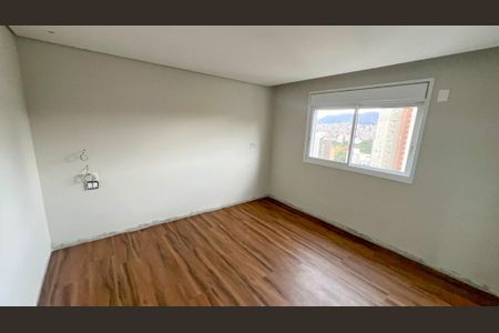 Apartamento para alugar com 130m², 3 quartos e 4 vagasSuíte 1