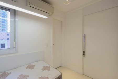 Apartamento à venda com 150m², 3 quartos e 2 vagas Apartamento à venda com 150m², 3 quartos e 2 vagasSuíte 3