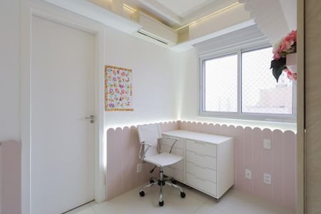 Apartamento à venda com 150m², 3 quartos e 2 vagas Apartamento à venda com 150m², 3 quartos e 2 vagasSuíte 2