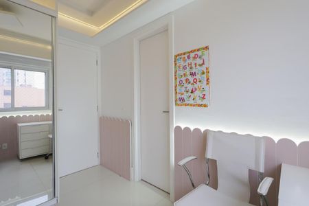 Apartamento à venda com 150m², 3 quartos e 2 vagas Apartamento à venda com 150m², 3 quartos e 2 vagasSuíte 2
